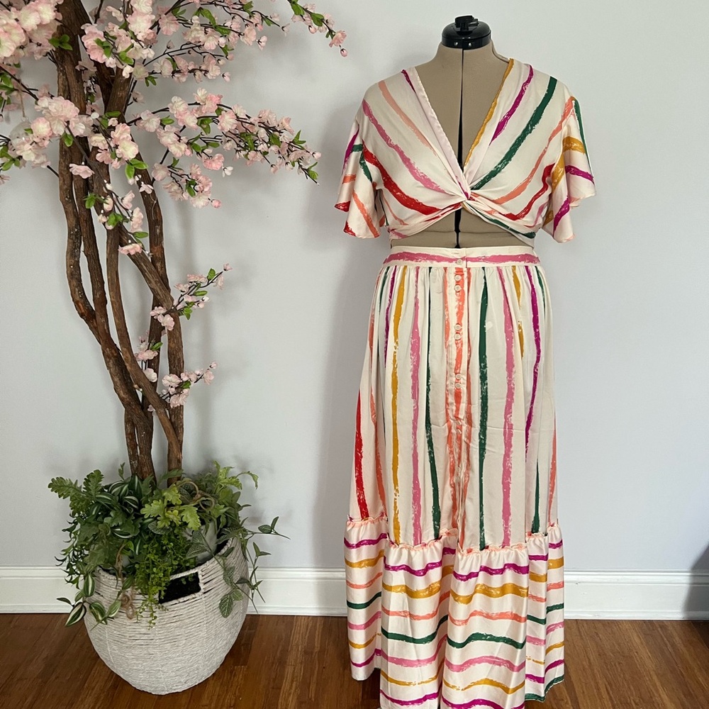 New York and company colorful 2 piece dress